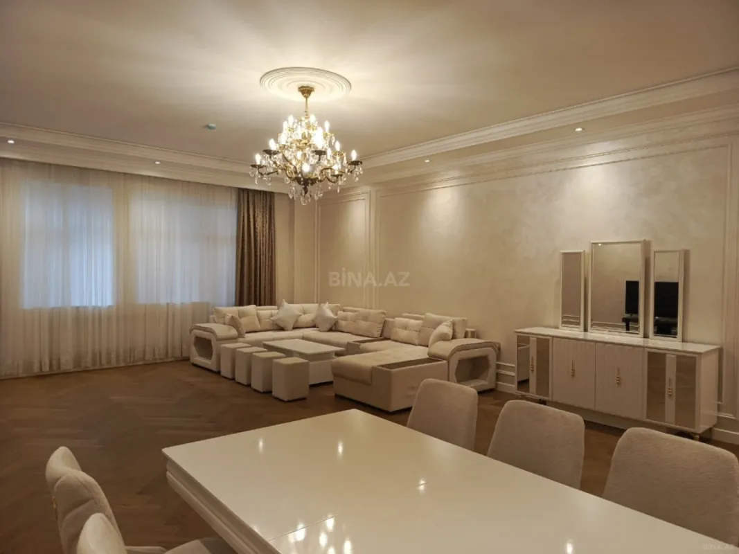 Kirayə verilir 3 otaqlı mənzil 170 m²