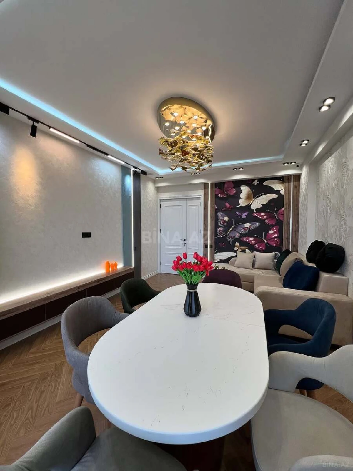 Satılır 3 otaqlı mənzil 110 m²