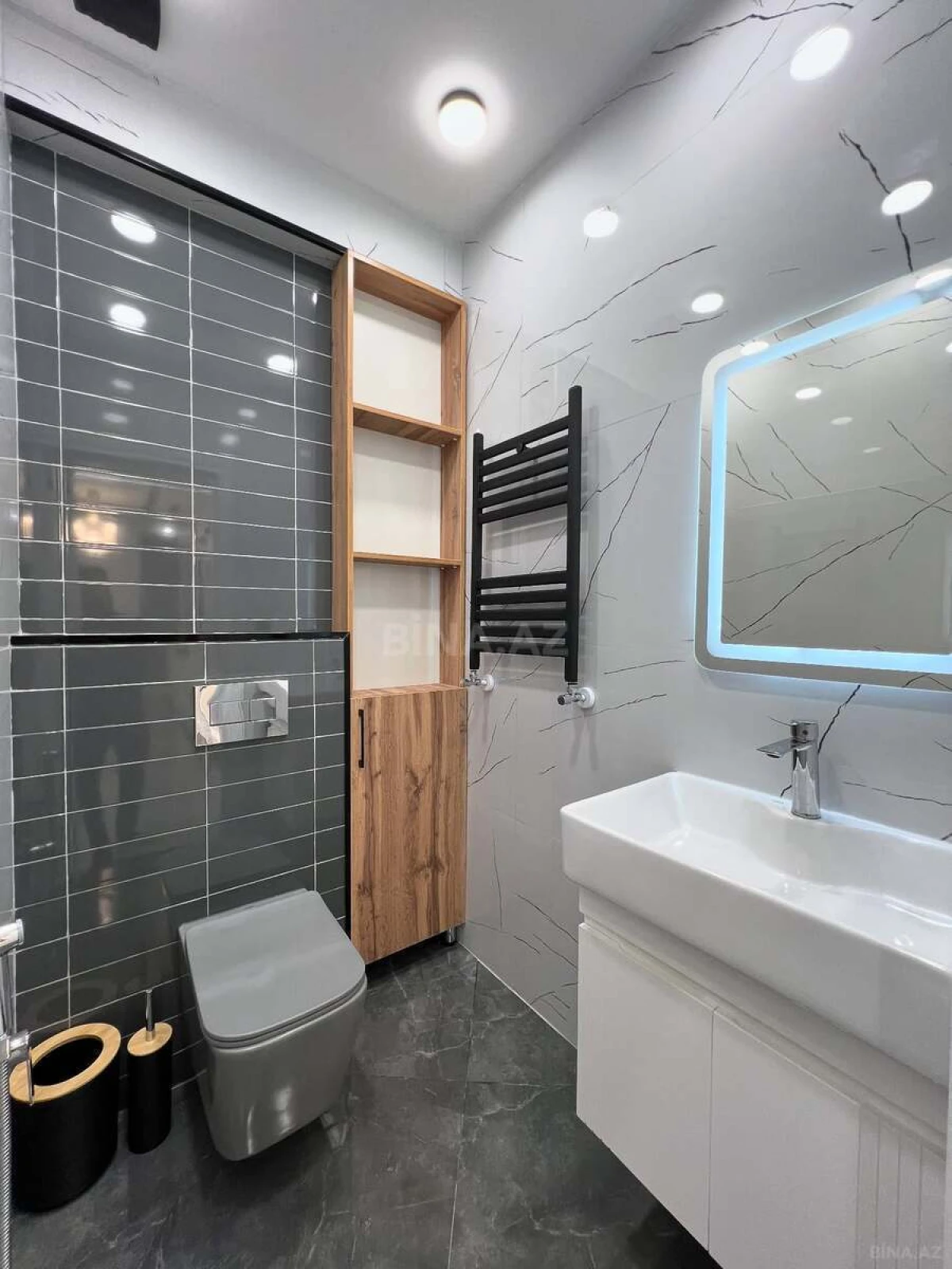 Satılır 3 otaqlı mənzil 110 m²