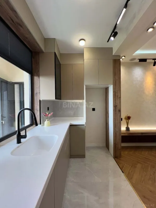 Satılır 3 otaqlı mənzil 110 m²