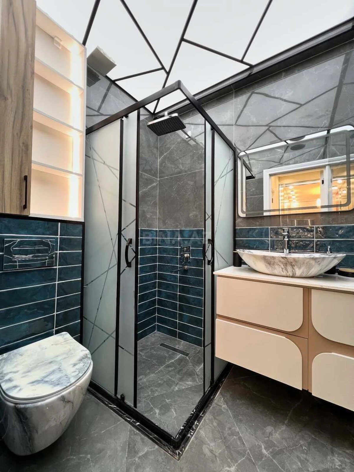 Satılır 3 otaqlı mənzil 110 m²