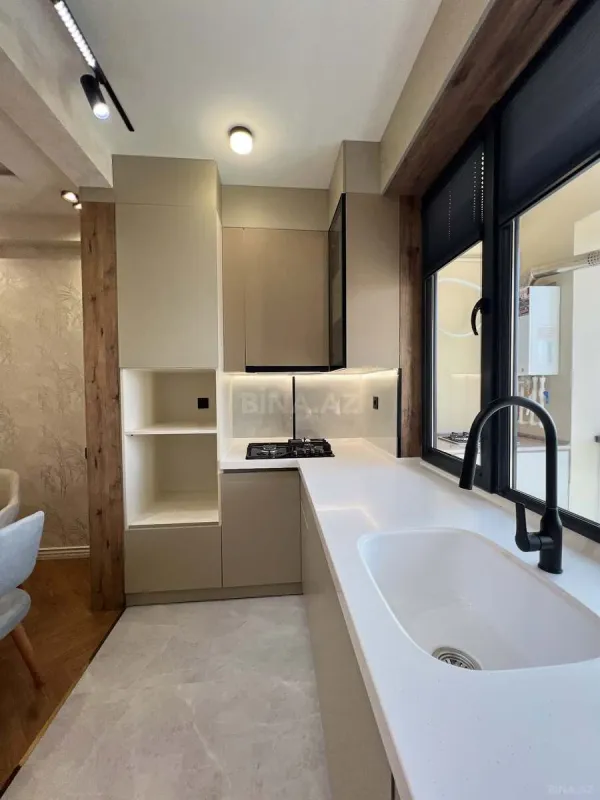 Satılır 3 otaqlı mənzil 110 m²