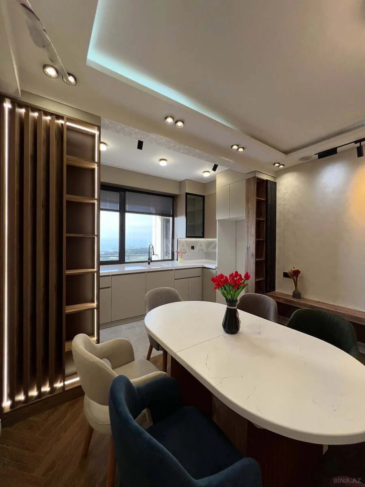 Satılır 3 otaqlı mənzil 110 m²