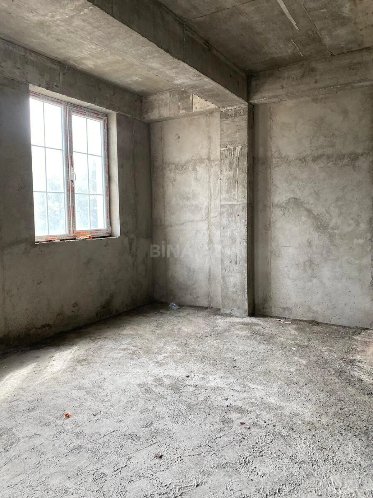 Satılır 2 otaqlı mənzil 64 m²