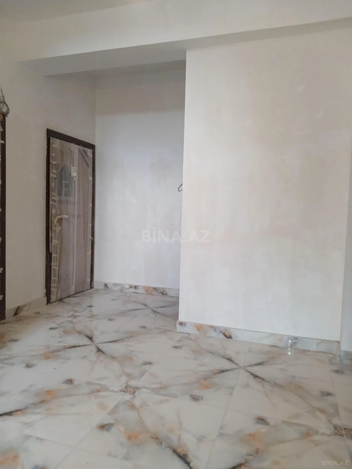 Satılır 2 otaqlı mənzil 64 m²