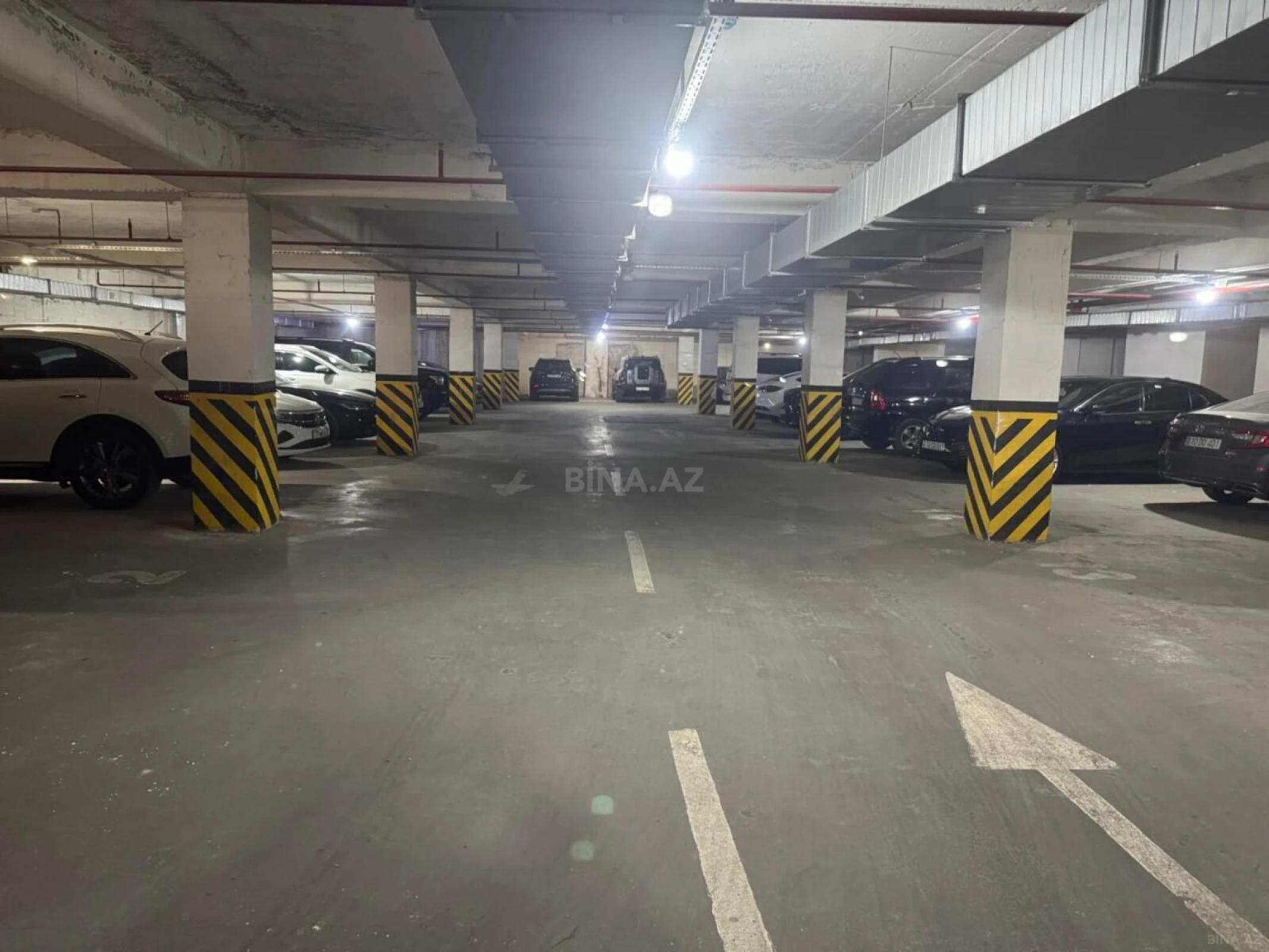 Satılır 2 otaqlı mənzil 65 m²