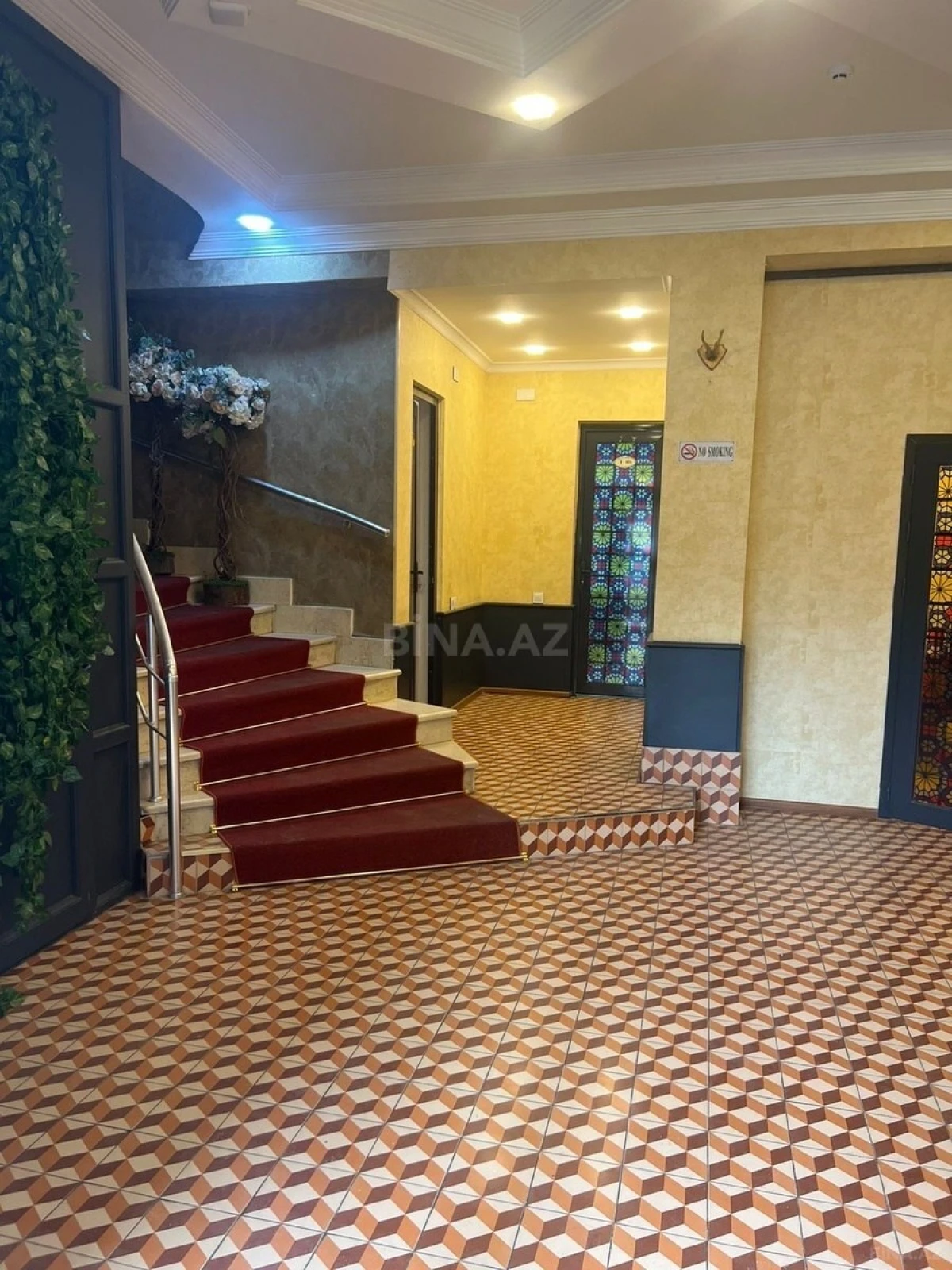 Kirayə verilir obyekt 700 m²