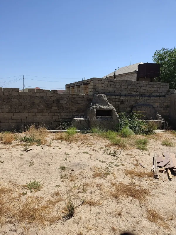 Satılır 4 otaqlı həyət evi 162 m²