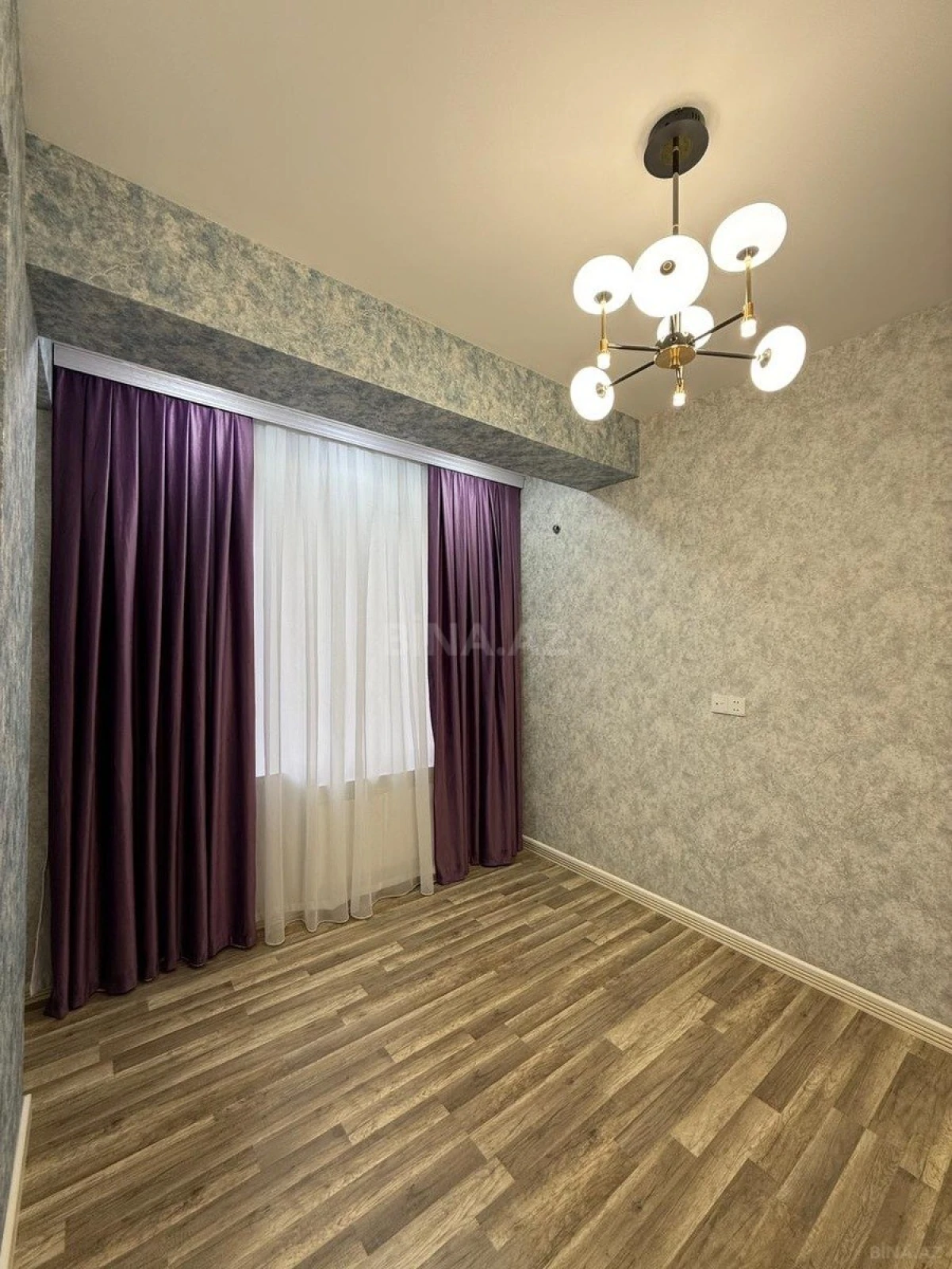 Satılır 3 otaqlı mənzil 74 m²