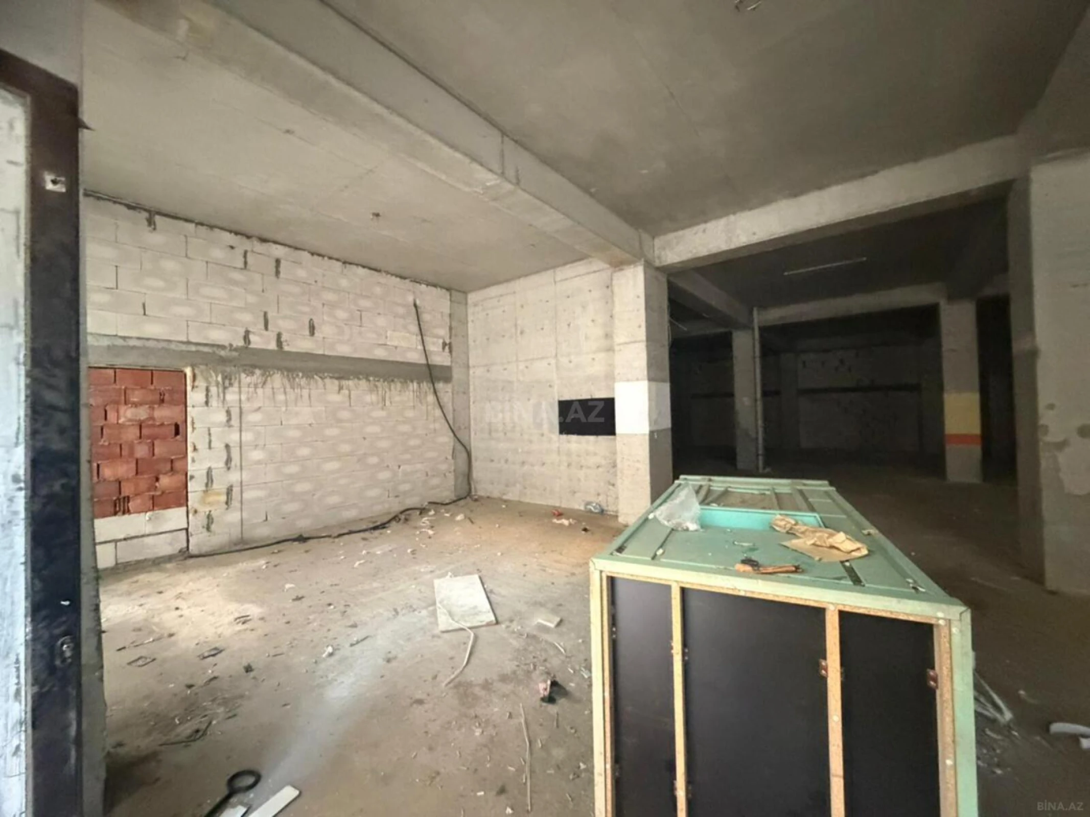 Satılır obyekt 500 m²