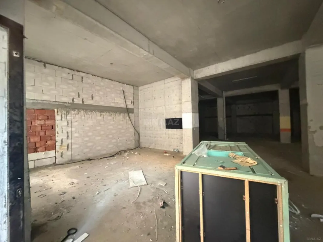 Satılır obyekt 500 m²