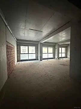 Satılır obyekt 500 m²