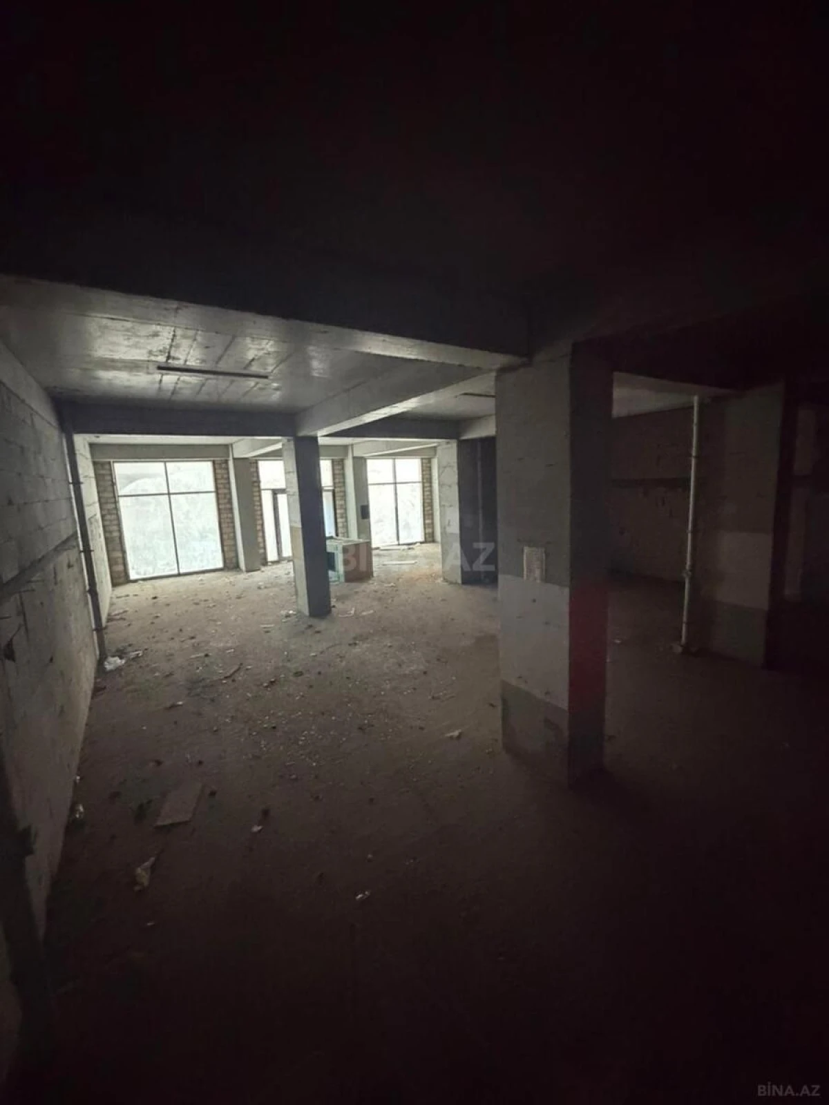 Satılır obyekt 500 m²