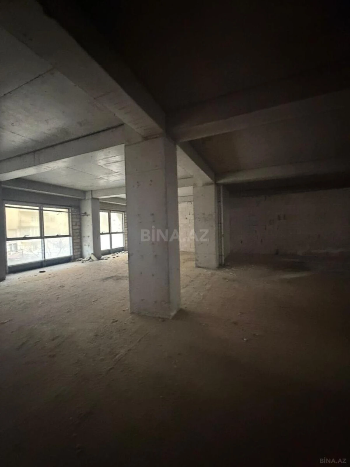 Satılır obyekt 500 m²