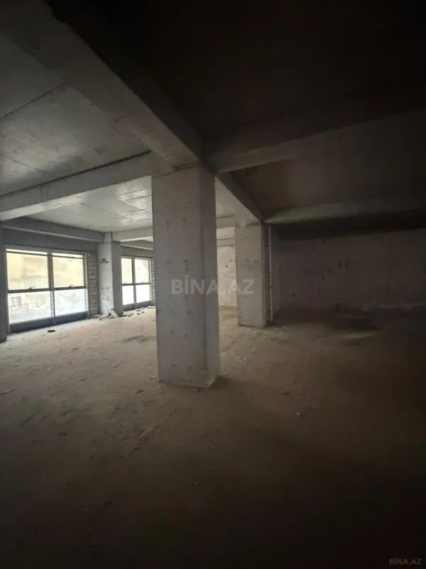 Satılır obyekt 500 m²