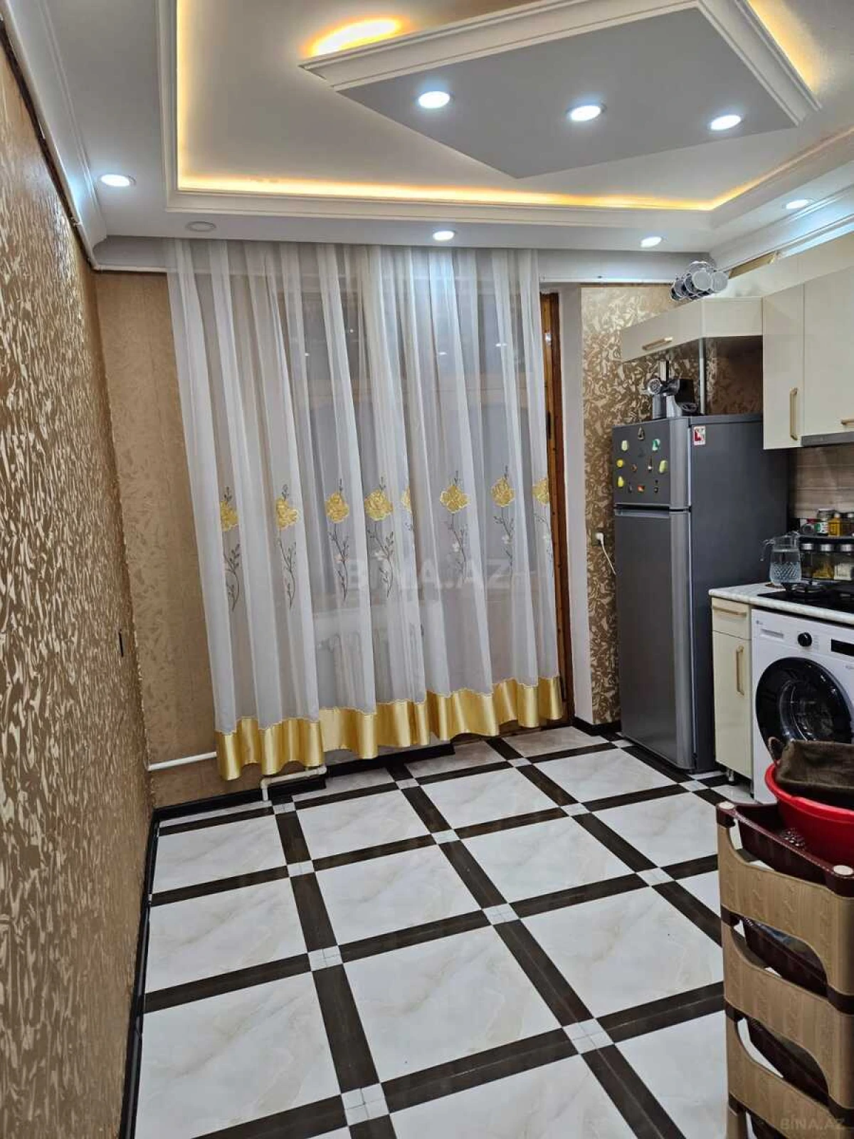 Satılır 3 otaqlı mənzil 68 m²