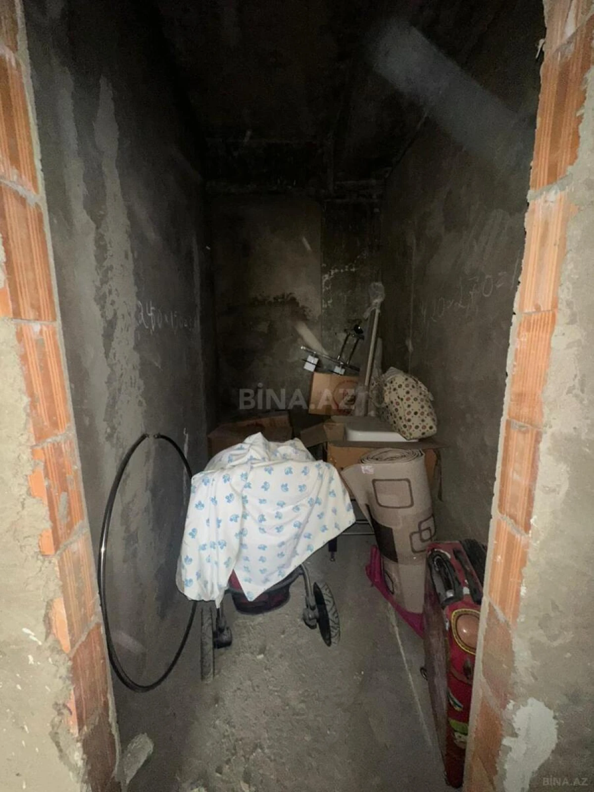 Satılır 3 otaqlı mənzil 140 m²