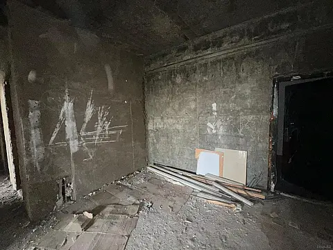 Satılır 3 otaqlı mənzil 140 m²