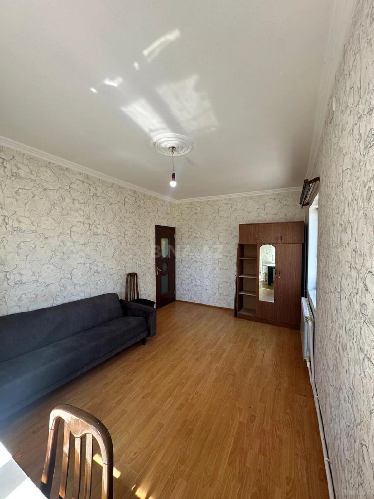Satılır 1 otaqlı mənzil 40 m²