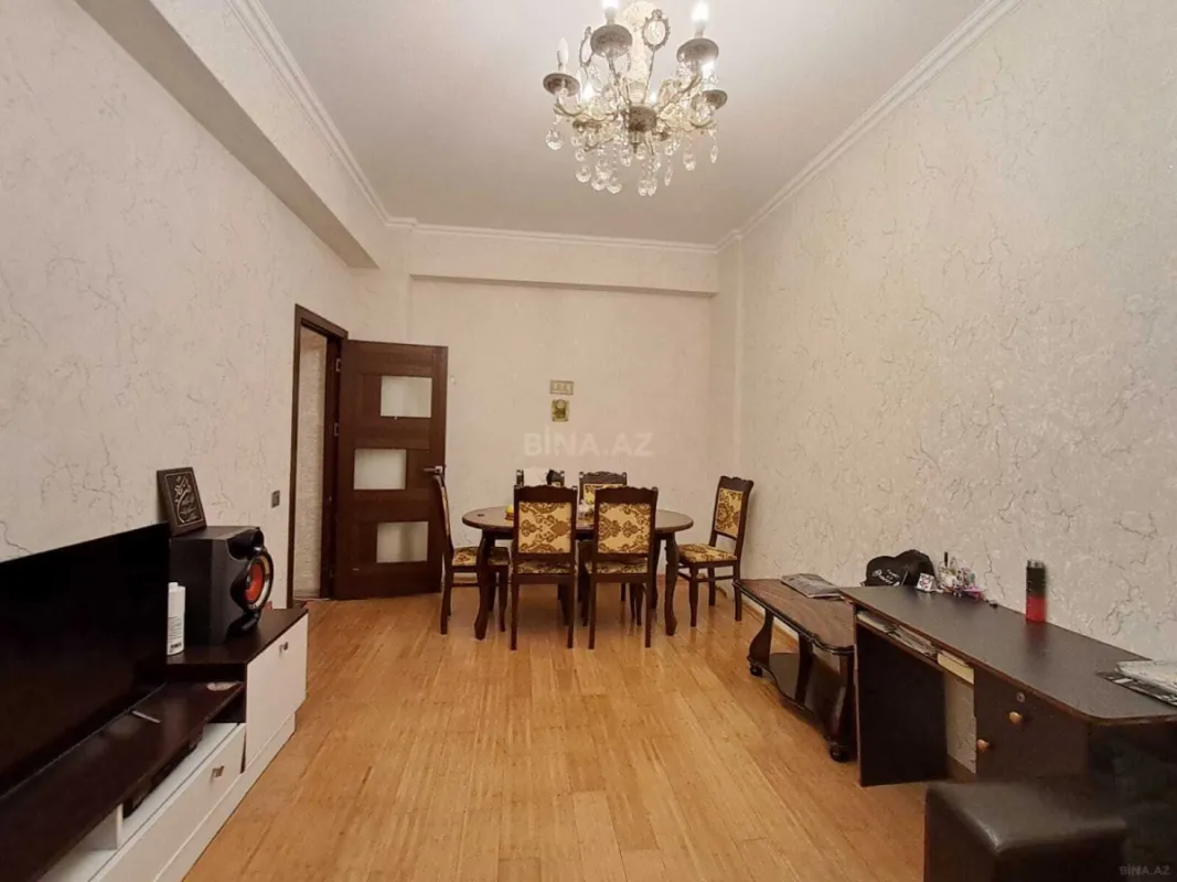 Satılır 2 otaqlı mənzil 63 m²
