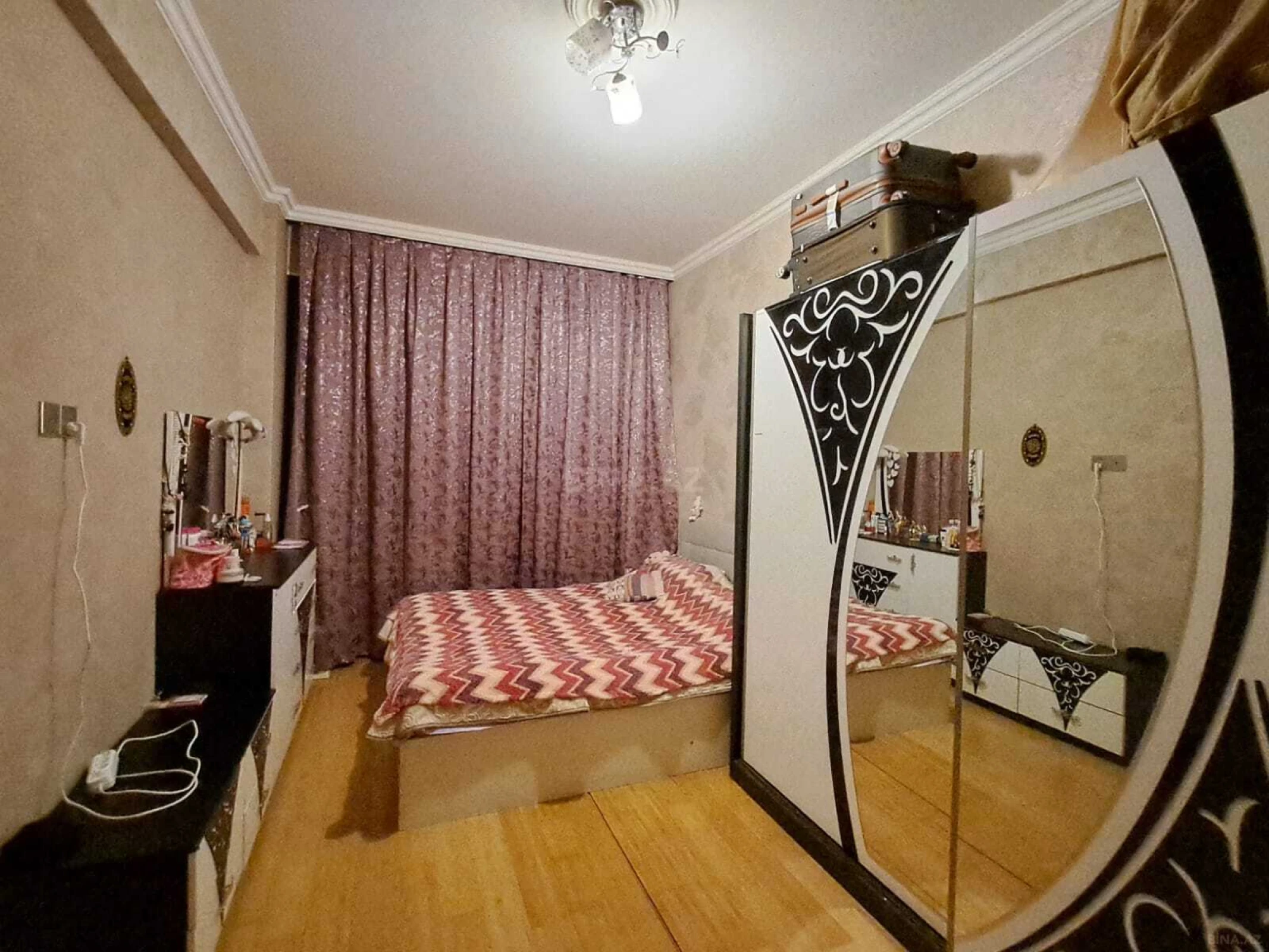 Satılır 2 otaqlı mənzil 63 m²