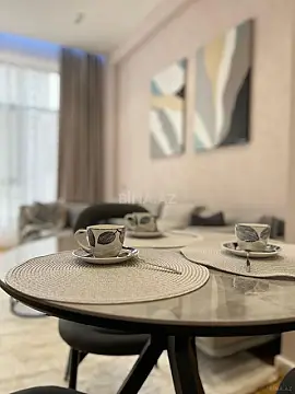 Kirayə verilir 2 otaqlı mənzil 70 m²