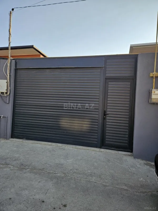 Satılır 4 otaqlı həyət evi 200 m²