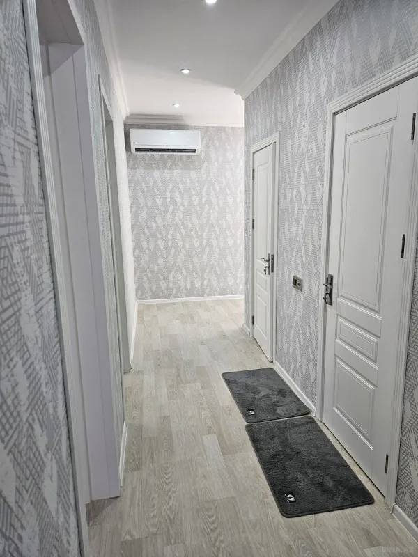 Satılır 4 otaqlı həyət evi 200 m²