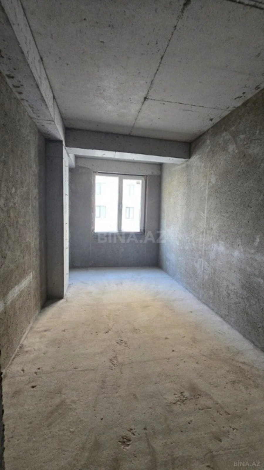 Satılır 4 otaqlı mənzil 192.5 m²