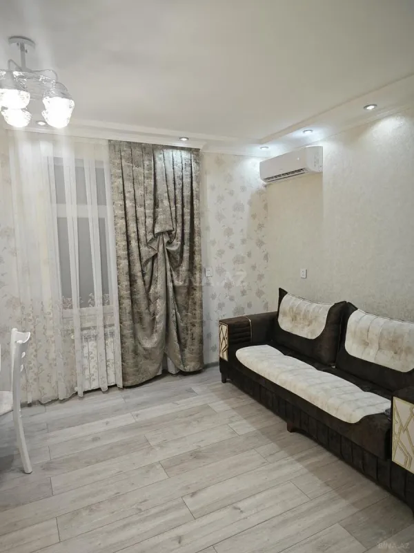 Kirayə verilir 1 otaqlı mənzil 45 m²