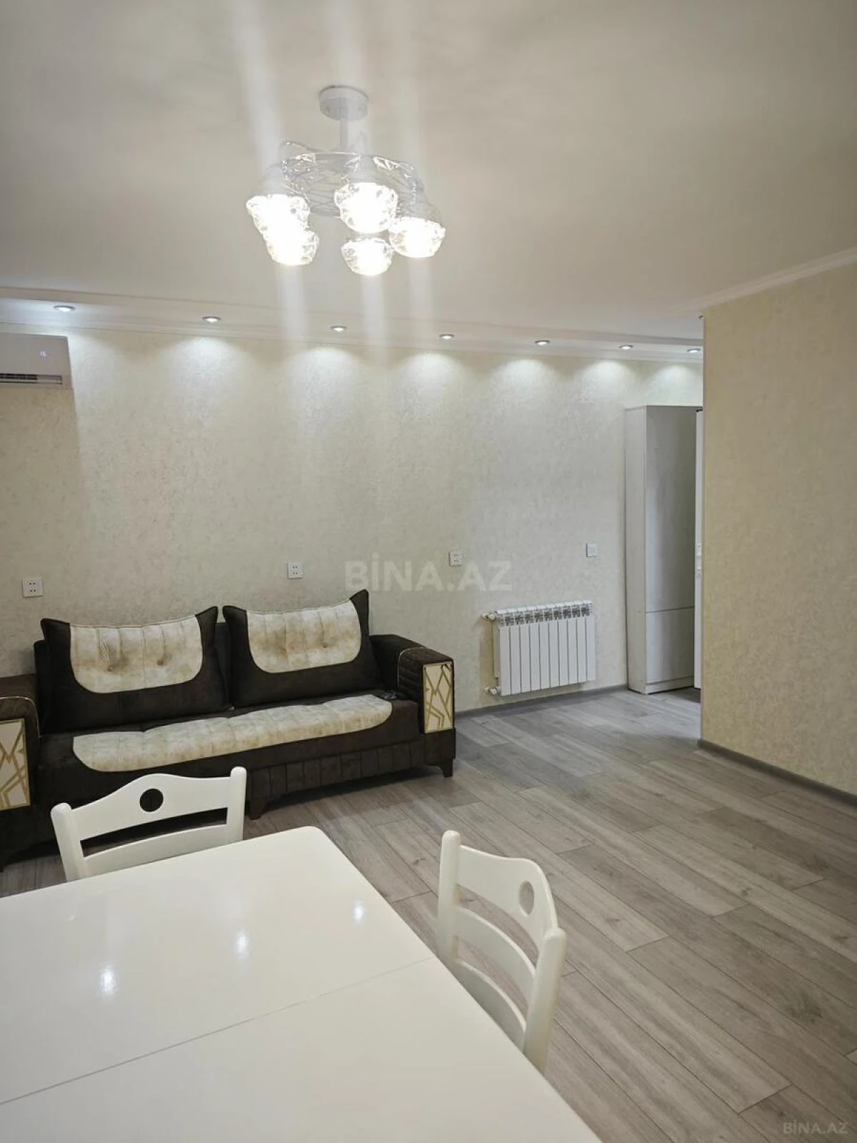 Kirayə verilir 1 otaqlı mənzil 45 m²
