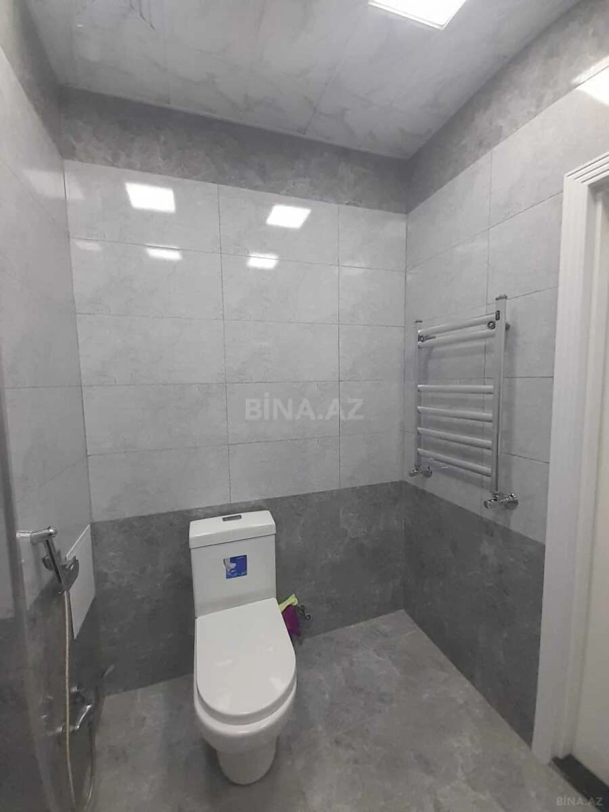 Kirayə verilir 3 otaqlı mənzil 130 m²