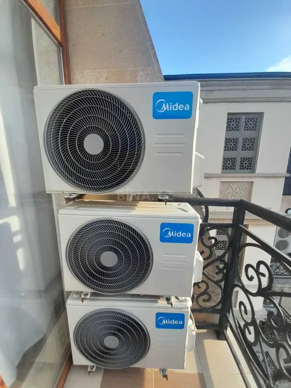 Kirayə verilir 3 otaqlı mənzil 130 m²