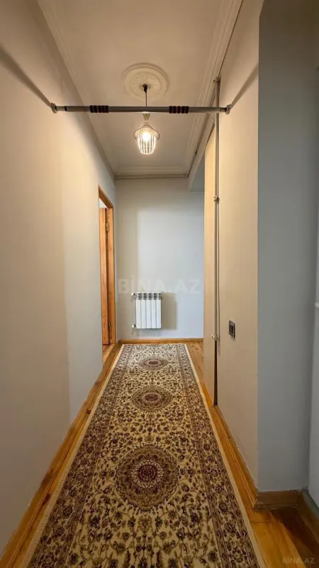 Satılır 1 otaqlı mənzil 68 m²