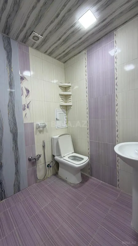 Satılır 1 otaqlı mənzil 68 m²