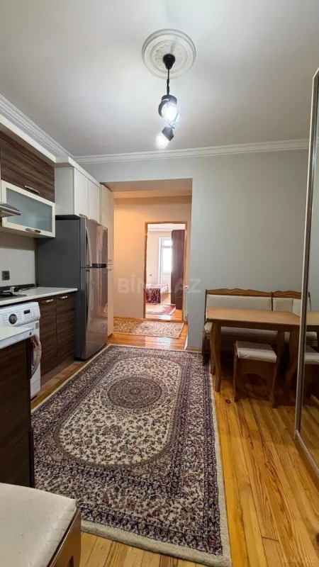 Satılır 1 otaqlı mənzil 68 m²