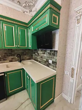 Kirayə verilir 2 otaqlı mənzil 120 m²