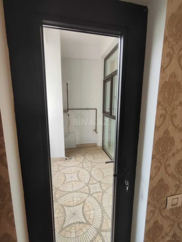 Kirayə verilir 2 otaqlı mənzil 120 m²