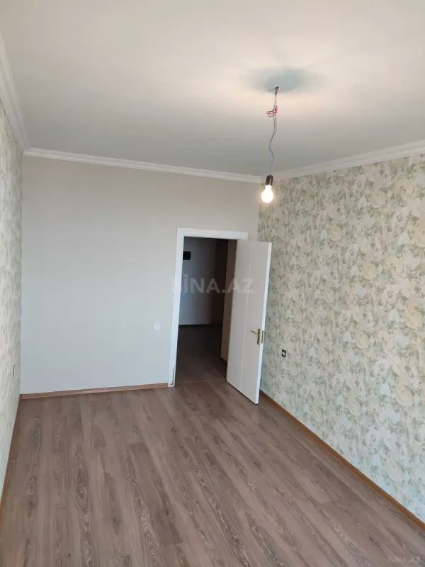 Satılır 2 otaqlı mənzil 70 m²