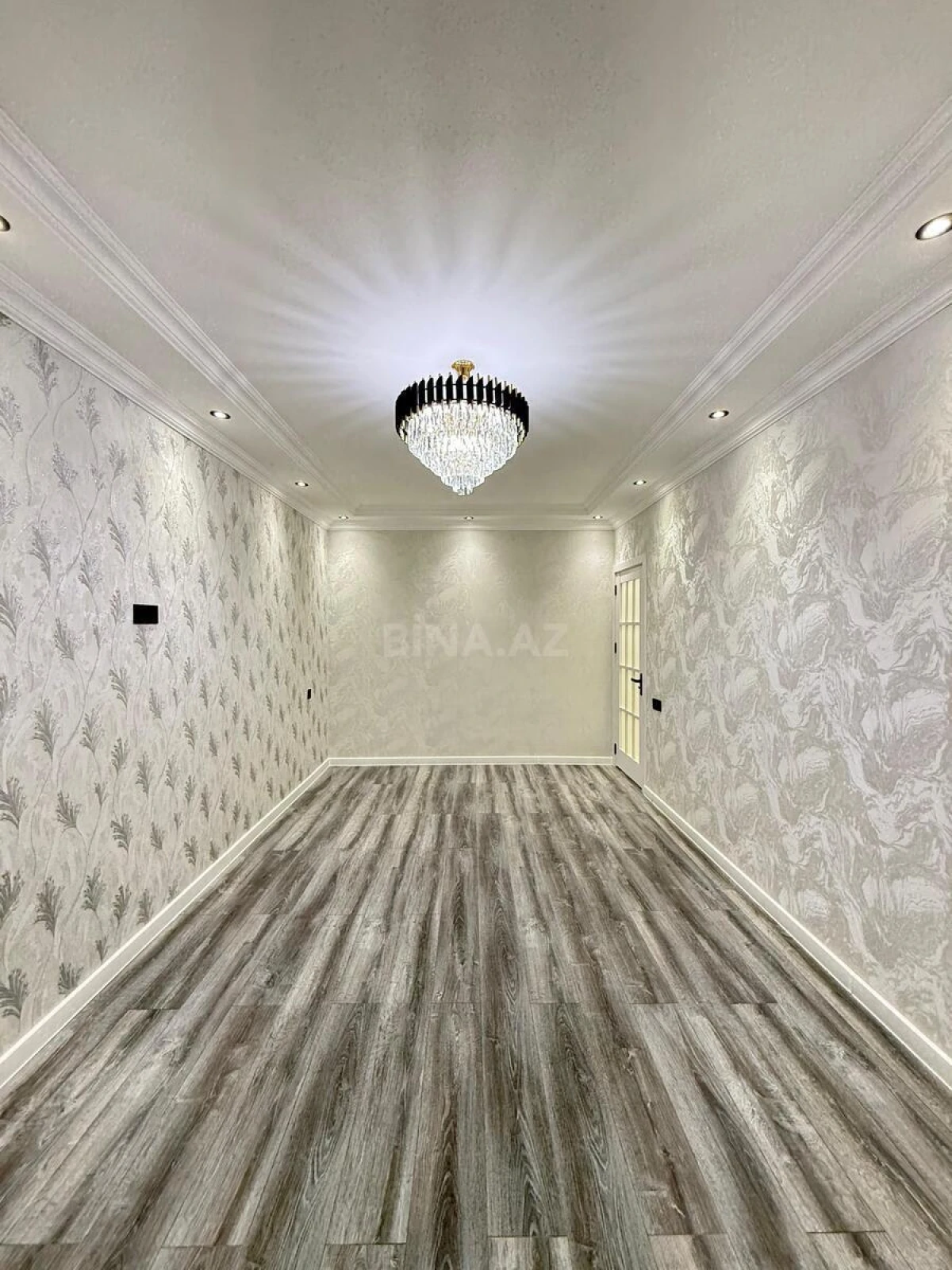 Satılır 3 otaqlı mənzil 75 m²