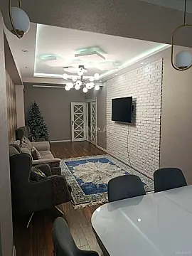 Satılır 3 otaqlı mənzil 120 m²