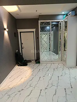 Satılır 3 otaqlı mənzil 120 m²