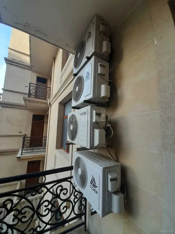 Kirayə verilir 3 otaqlı mənzil 140 m²