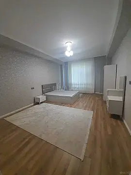 Kirayə verilir 3 otaqlı mənzil 140 m²