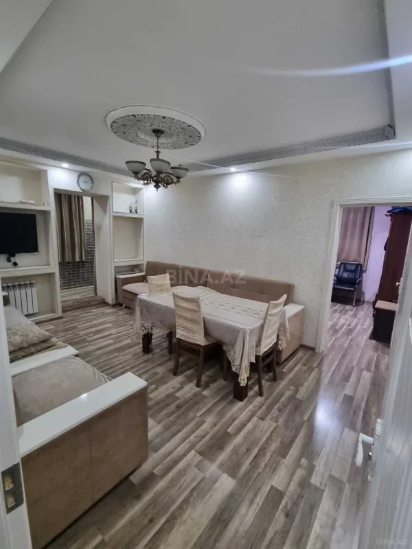Satılır 4 otaqlı mənzil 65 m²
