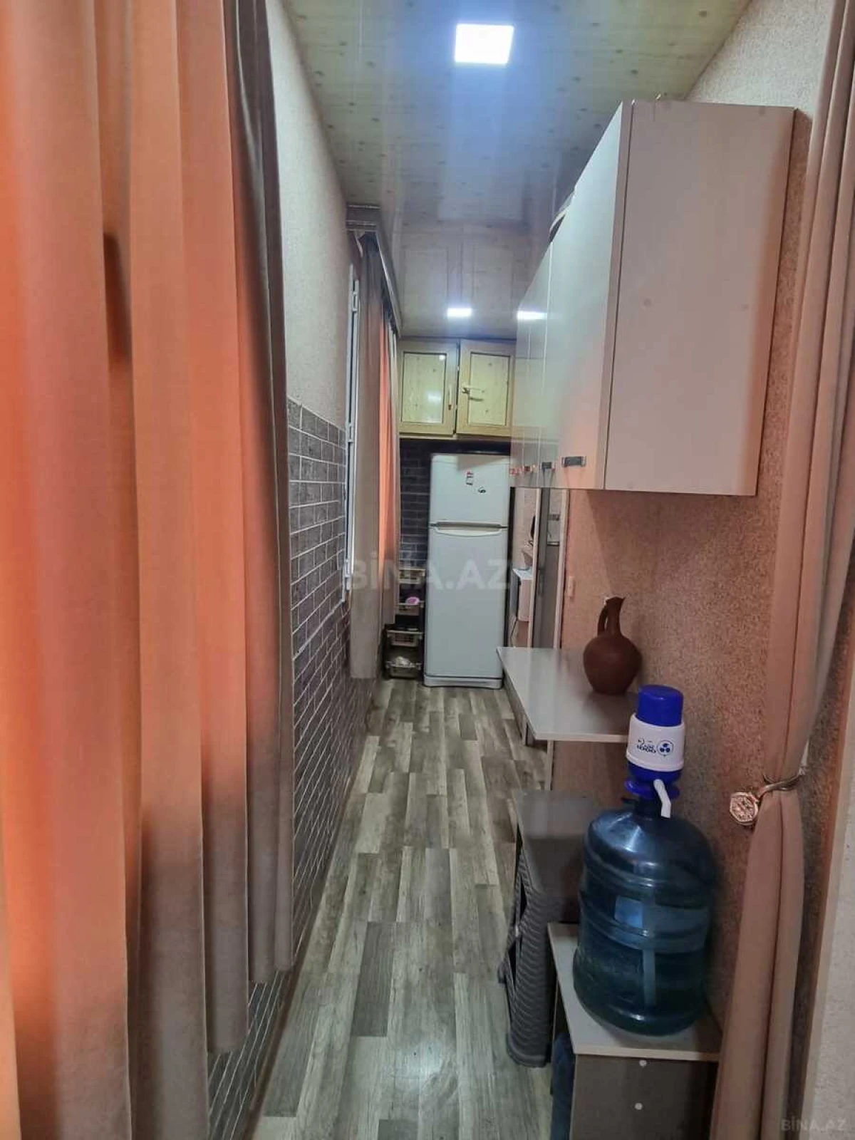 Satılır 4 otaqlı mənzil 65 m²