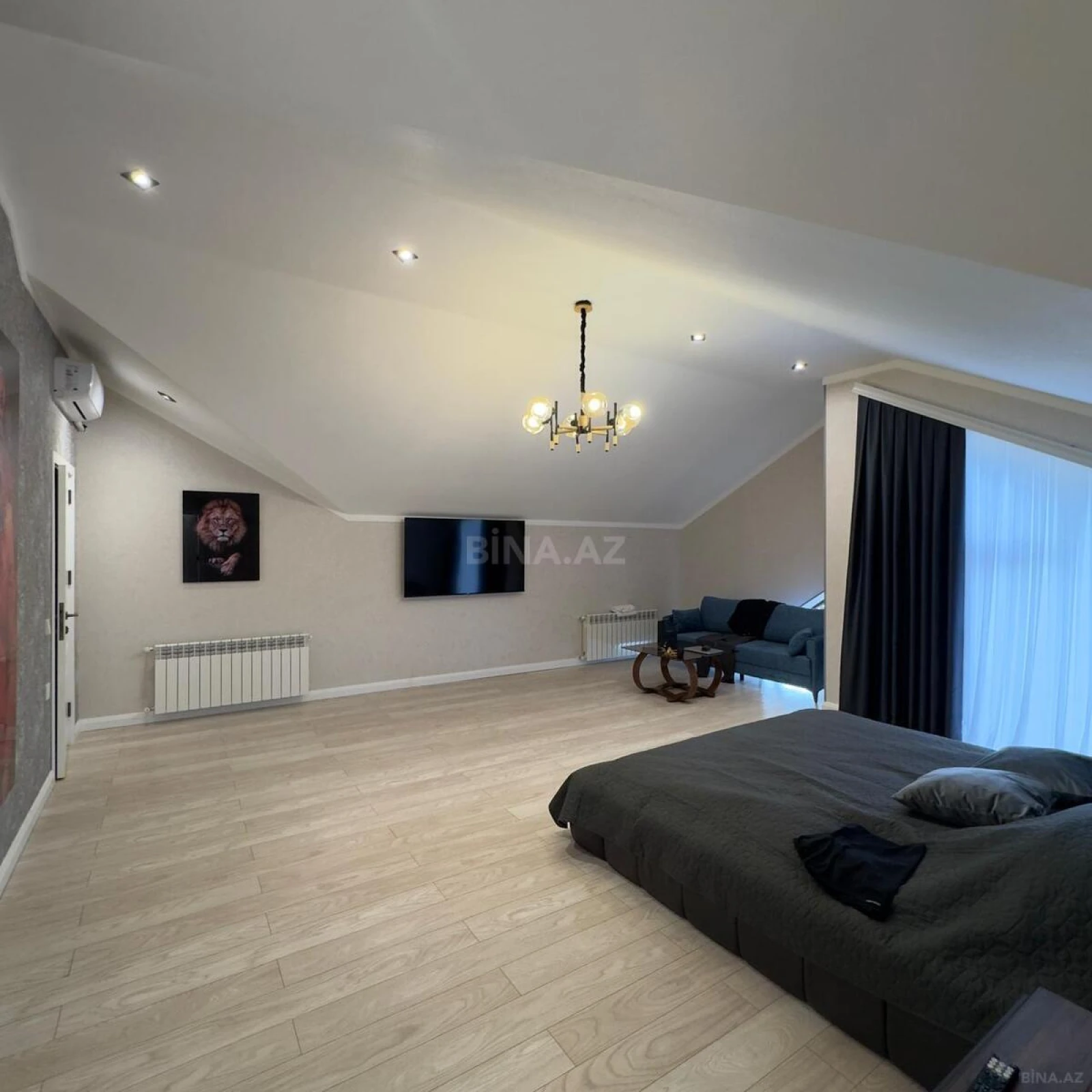 Satılır 6 otaqlı həyət evi 350 m²