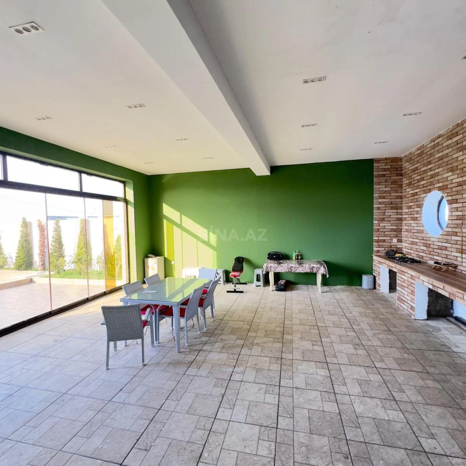 Satılır 6 otaqlı həyət evi 350 m²