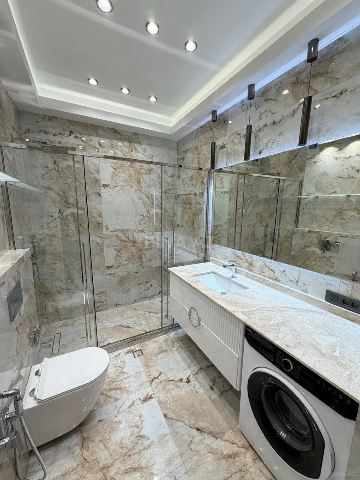 Kirayə verilir 2 otaqlı mənzil 80 m²