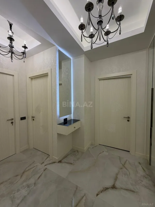 Kirayə verilir 2 otaqlı mənzil 80 m²